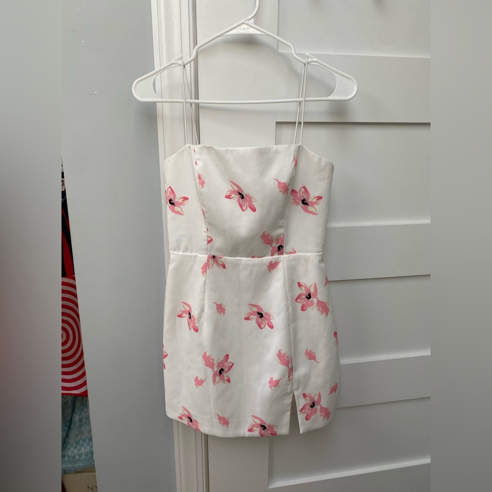 Hello Molly White floral mini dress, small dresses - Picture 3 of 9